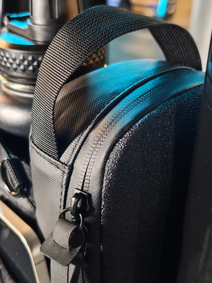 ANTIGRAVITY Magnetic Gym Bag