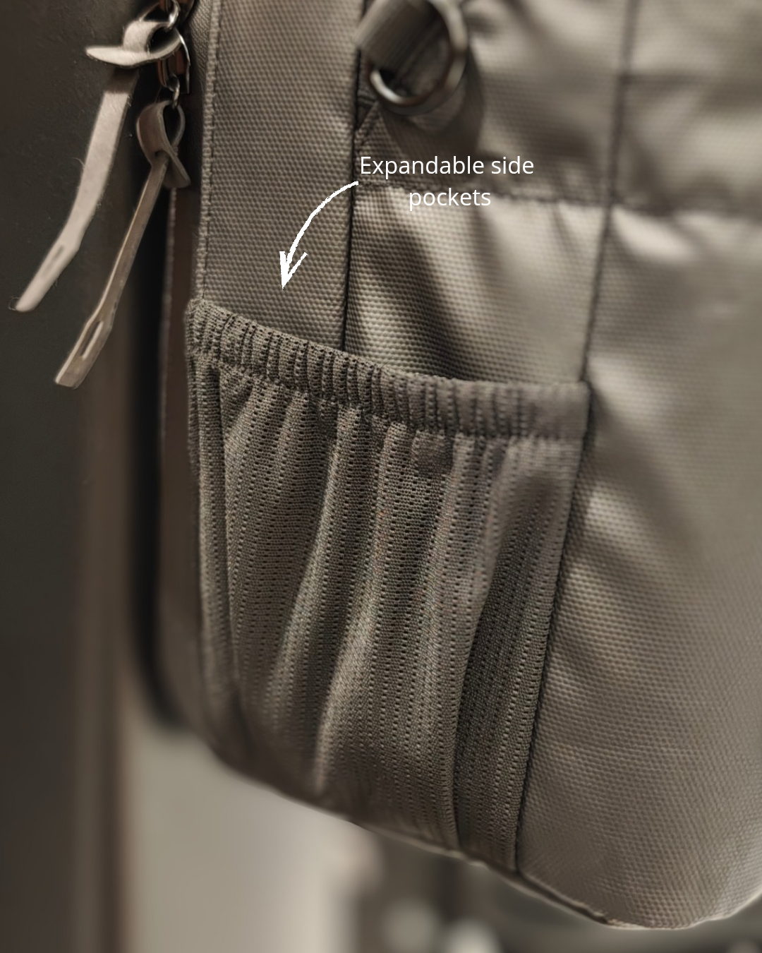 ANTIGRAVITY Magnetic Gym Bag