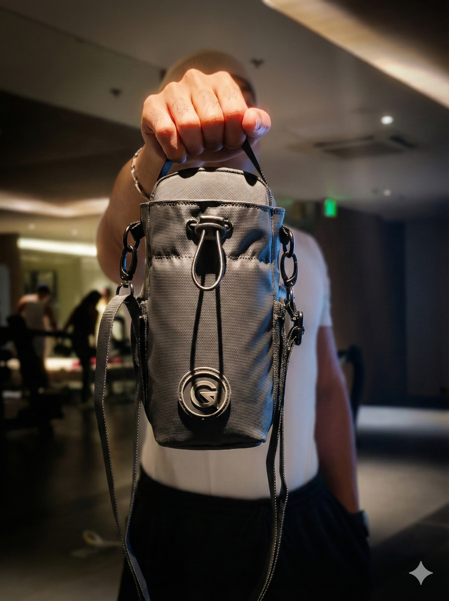 ANTIGRAVITY Magnetic Gym Bag