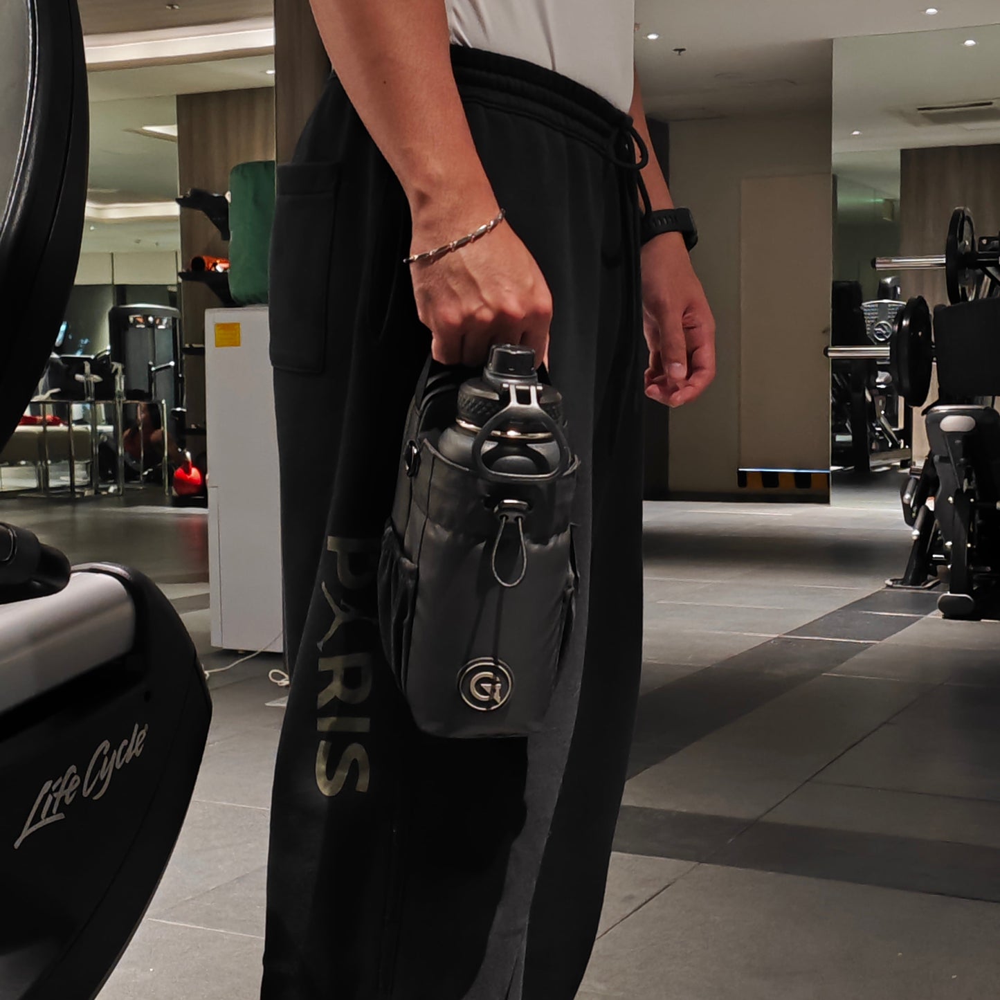 ANTIGRAVITY MAGNETIC GYM BAG